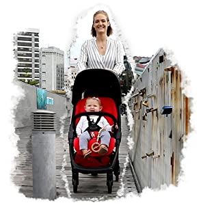 Compact and slim stroller