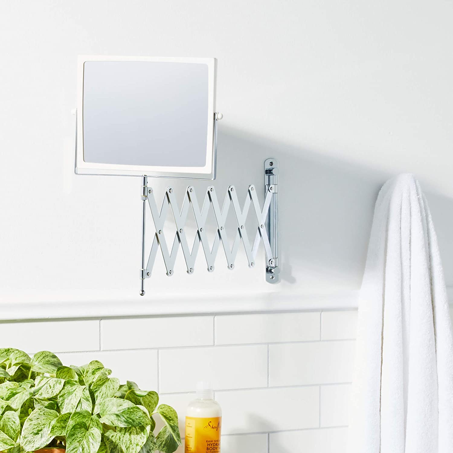The J2020C can extend up to 30 inches from the wall and