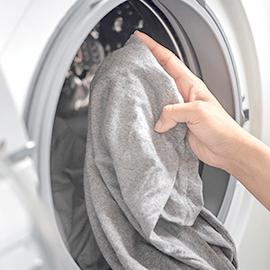 Machine washable and long-lastingThe pregnancy body cushion cover may be machine washed for convenience. Even after several washes, it will remain soft and comfortable. Please clean your pillowcase.