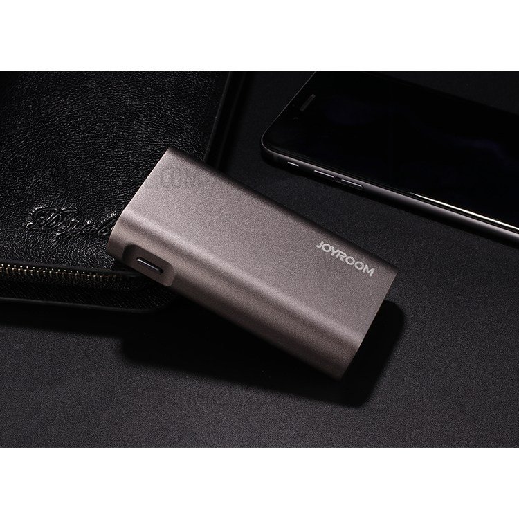 
 	Coated with metal skin, 5000mAh power bank
 	Dual USB design, can charge multiple smartphones at the same time
 	Quickly and effectively solves the low power problem for your devices while on-the-go
 	Designed with LED flashlight
 	Support over-current, over-voltage, over-charged, over-discharged and short circuit protection
