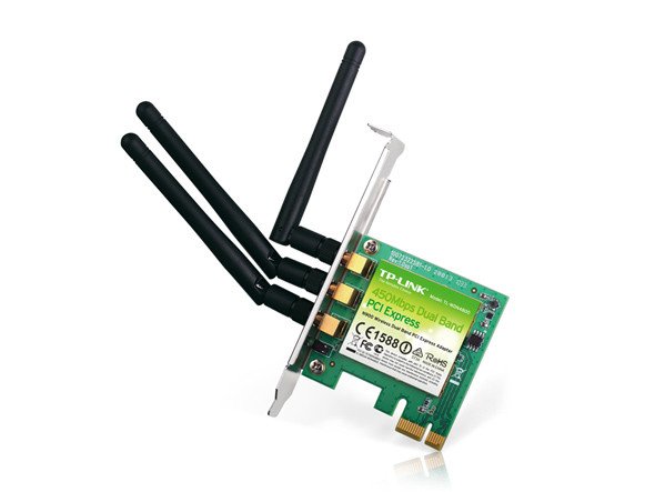 
 	Dual Band support - 2.4GHz or 5GHz channels bring an optimized HD video streaming, file sharing and online experience
 	Today’s fastest wireless speeds of up to 450Mbps
 	Three antennas increase wireless performance and stability
