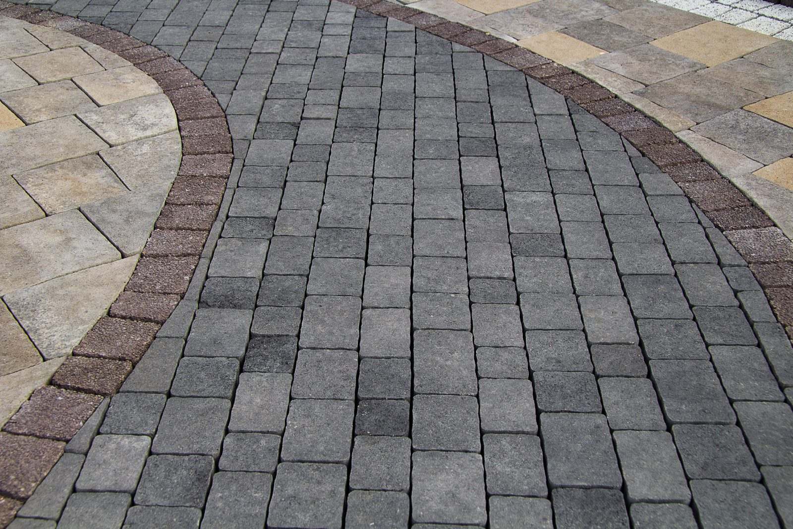 Brukivka Detalit