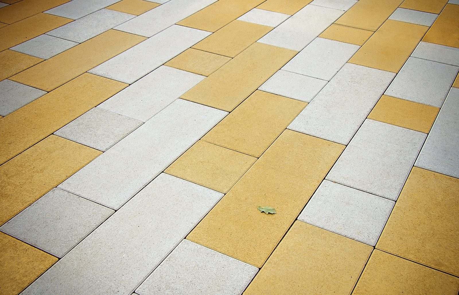 Paving block Novator 8