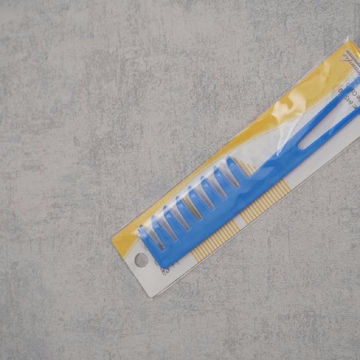 Blue Texturising Hair Comb