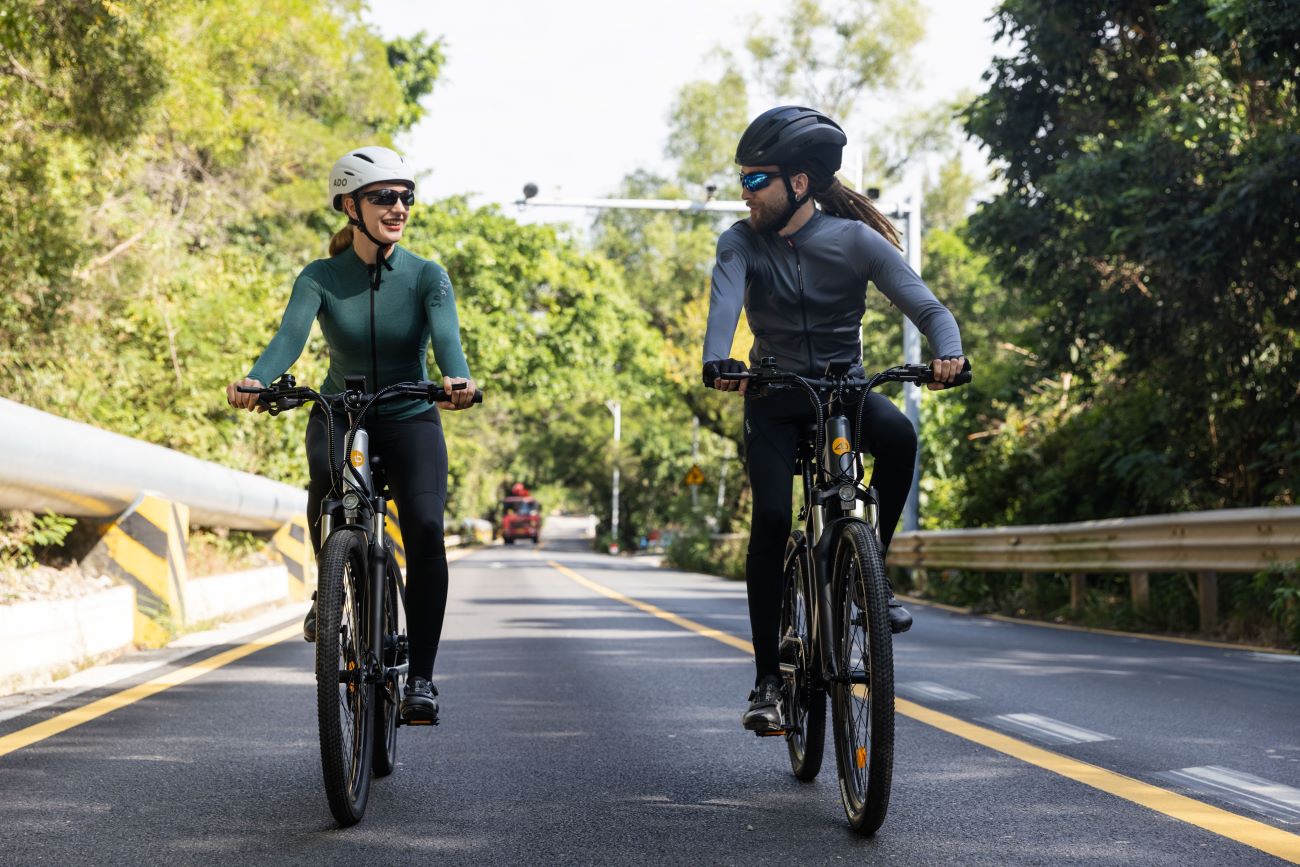 With a tyre size of 27.5*2.25 inches, you can expect a smooth…