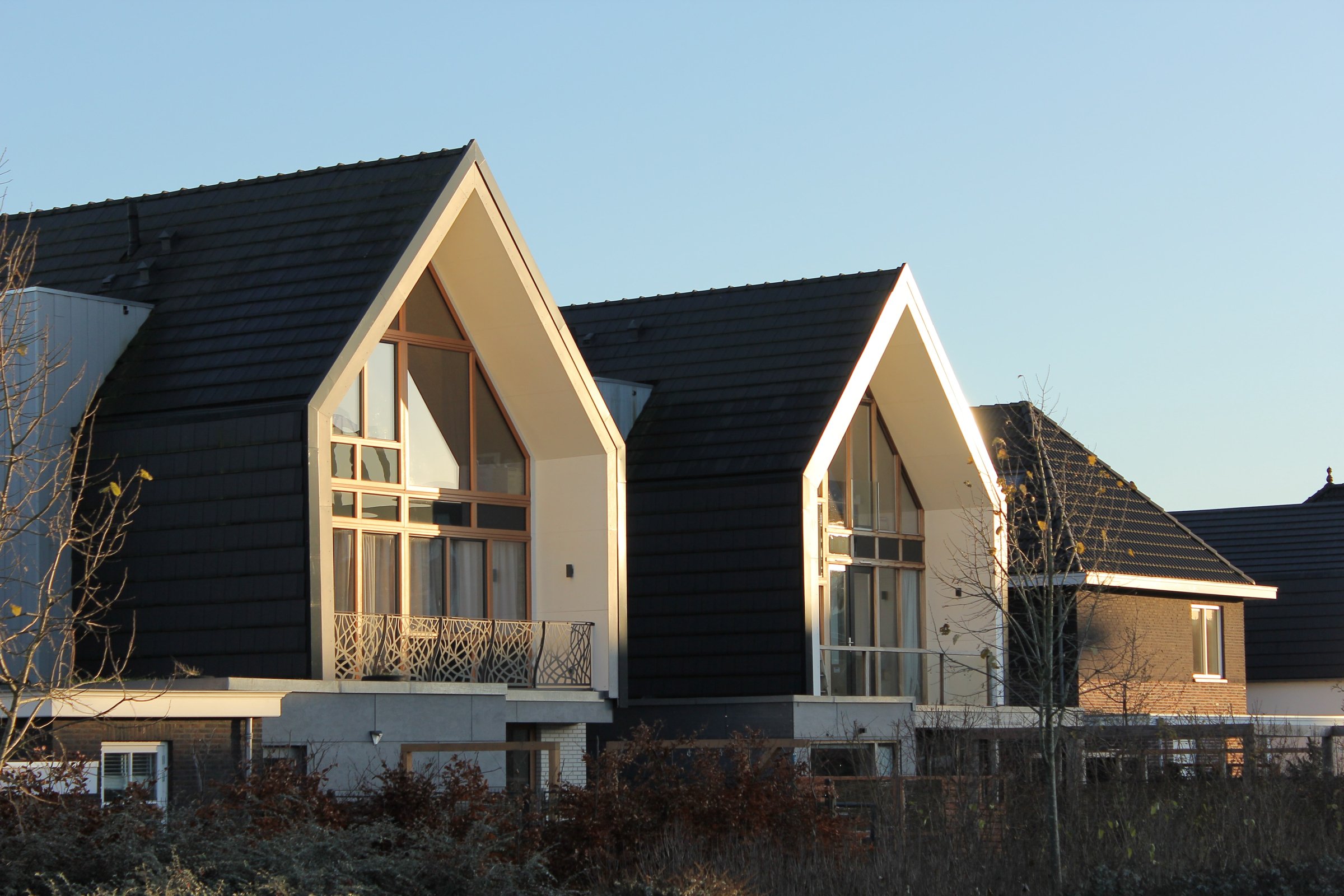 Cross-collateralisation allows a Property Investor to use multiple assets to secure oneβ¦