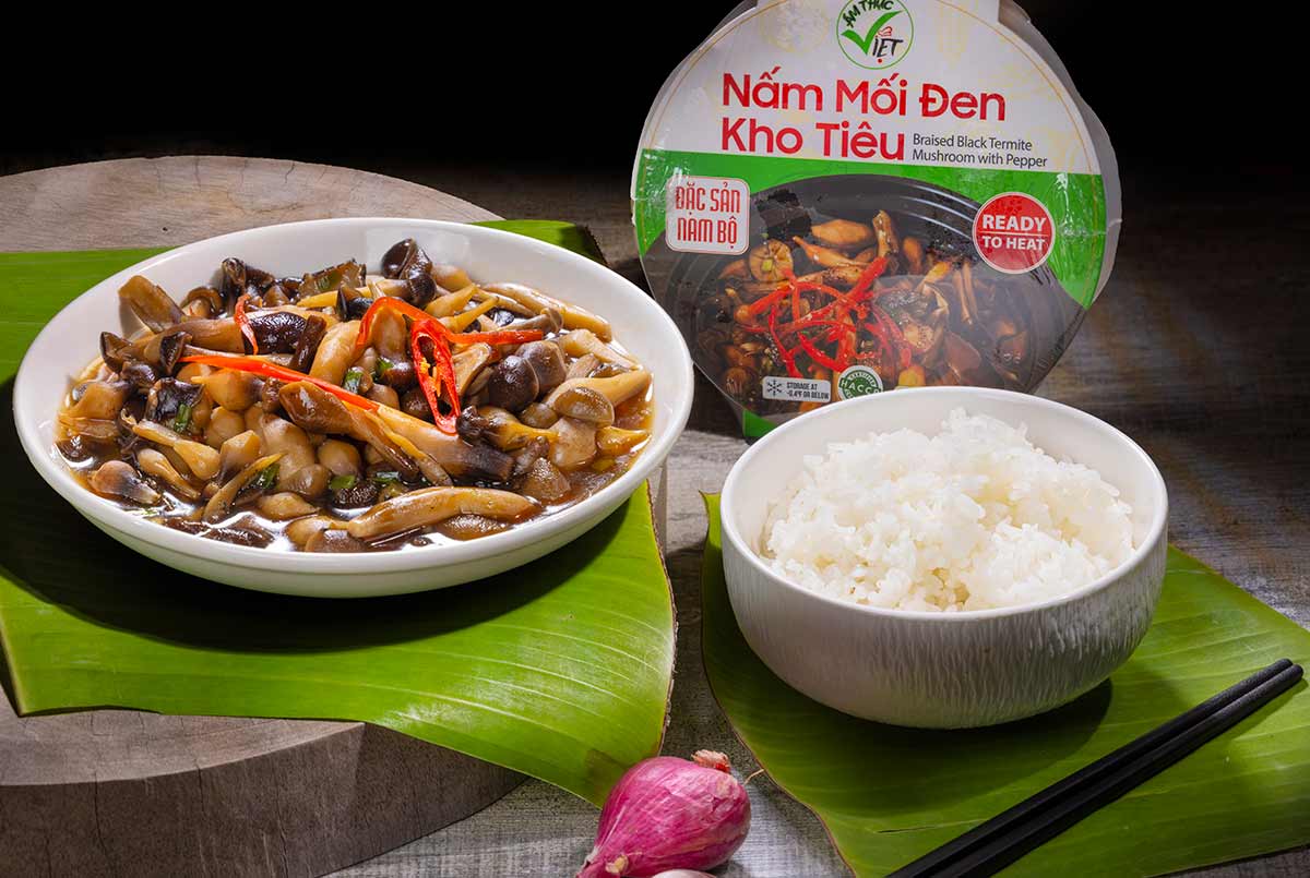 INSTANT BLACK MUSHROOM BRAISED WITH PEPPER