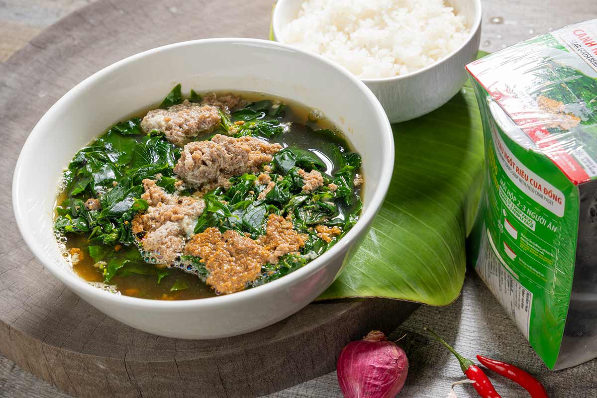 BABY MUSTARD GREENS SOUP WITH CRABS