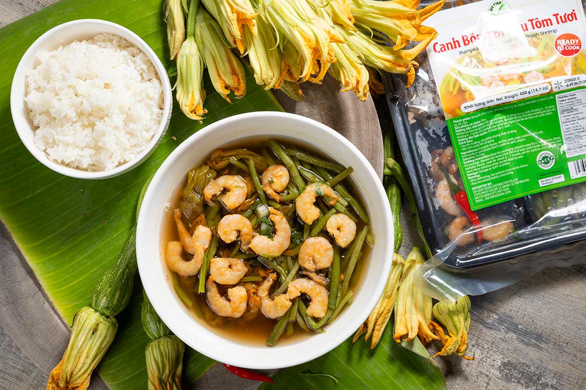 INSTANT SQUASH AND SHRIMP SOUP