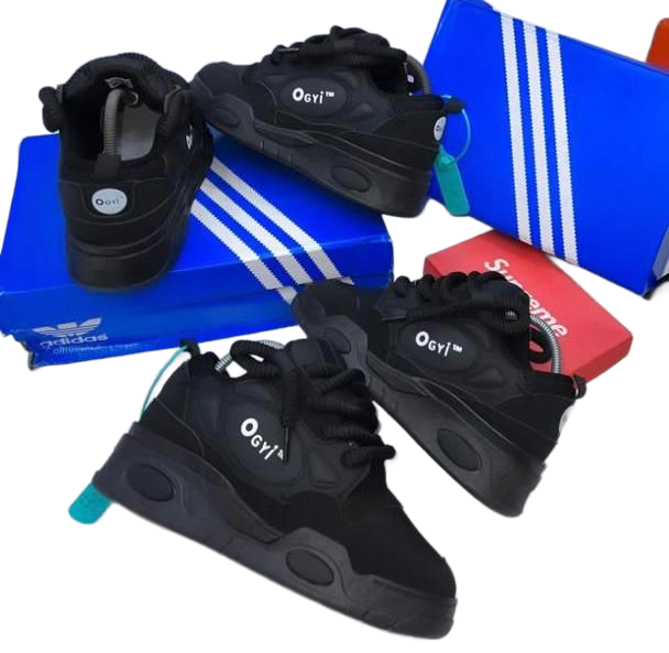 Ocryl Men's Black Athletic Sneakers with Brand Logo