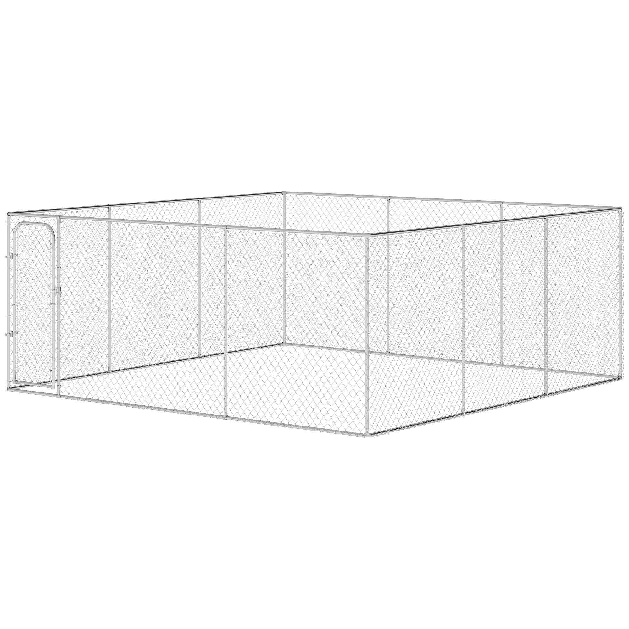 226 sq ft dog run with walk-in door for outdoor pets